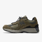2002R Lifestyle Shoes