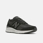 880V5 Walking Shoes