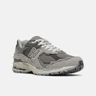 2002R Lifestyle Shoes