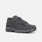 2002R Lifestyle Shoes