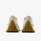 327 נעלי אופנה