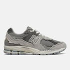 2002R Lifestyle Shoes