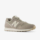 373V2 Lifestyle Shoes