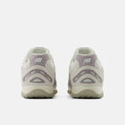 204L Lifestyle Shoes
