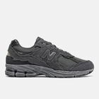2002R Lifestyle Shoes