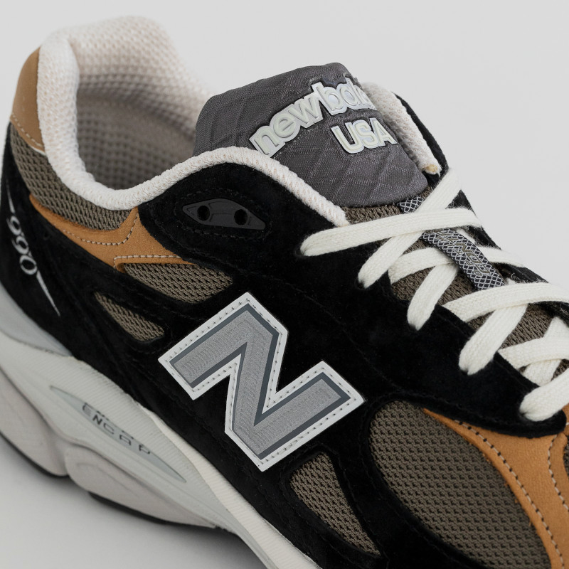 MADE in USA 990v3 נעלי אופנה MADE in USA 990v3 נעלי אופנה image number null