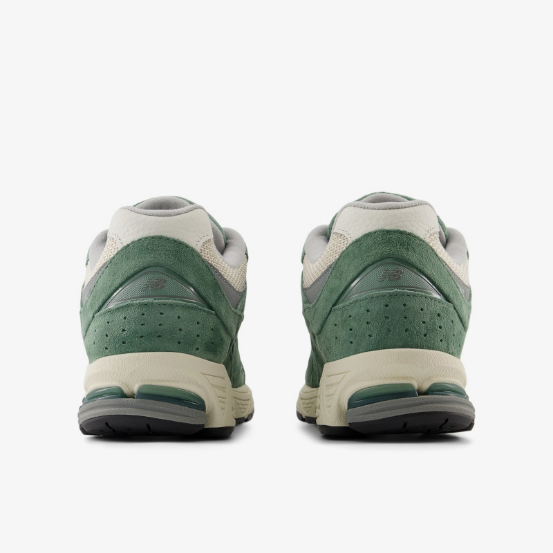2002R Lifestyle Shoes image number null