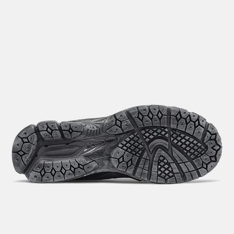 2002R Lifestyle Shoes 2002R Lifestyle Shoes image number null