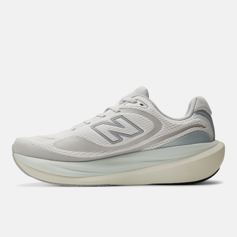 1080v15 Running Shoes image number null