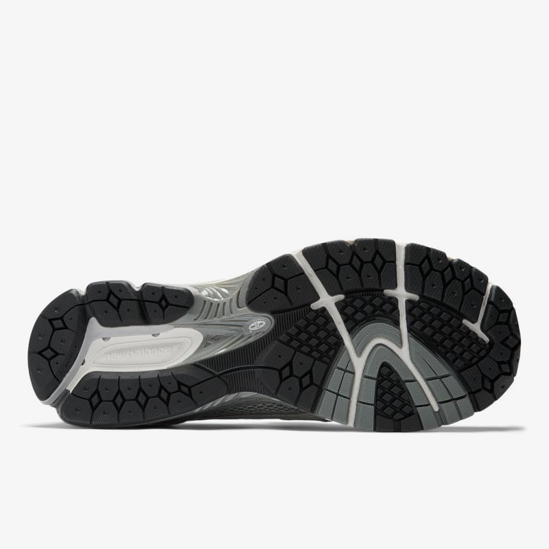 1906L Lifestyle Shoes image number null
