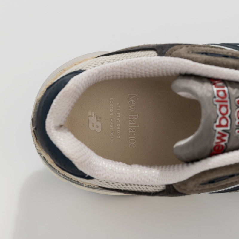 MADE in USA 990v3 נעלי אופנה MADE in USA 990v3 נעלי אופנה image number null