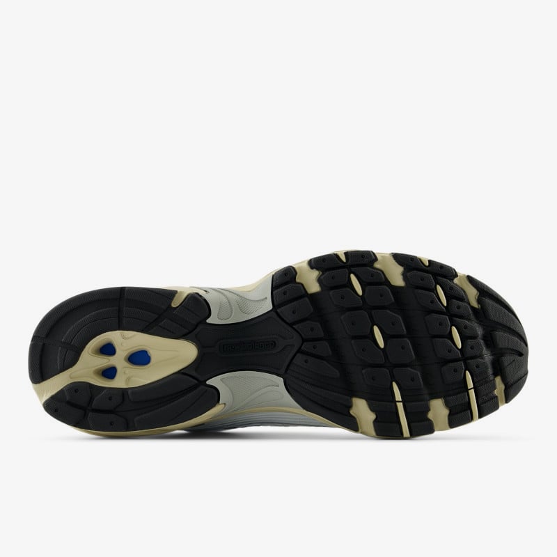 530 Lifestyle Shoes image number null