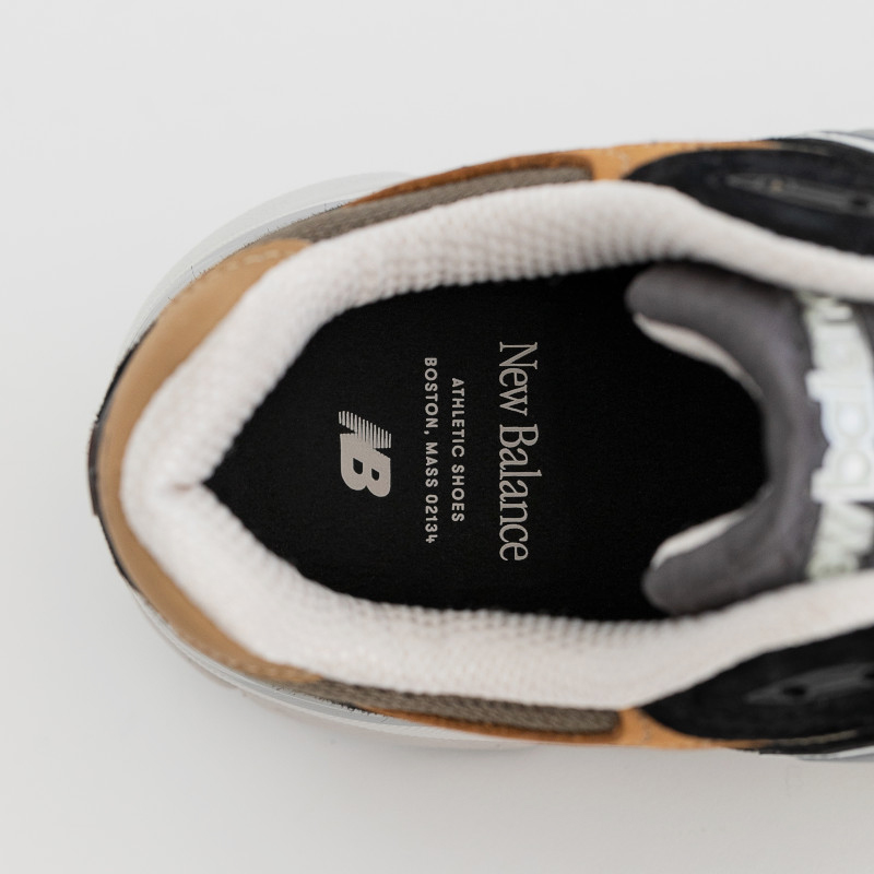MADE in USA 990v3 נעלי אופנה MADE in USA 990v3 נעלי אופנה image number null