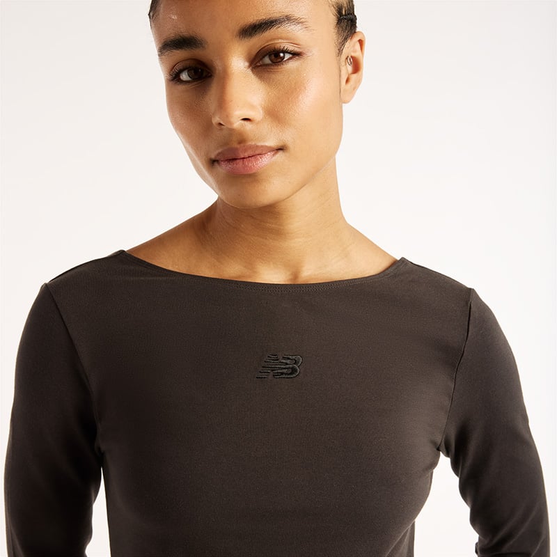 WT6267ZC Long Sleeve Shirt with an Open Back image number null