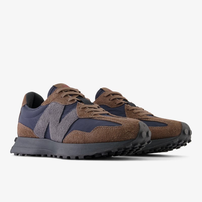 327 Lifestyle Shoes image number null